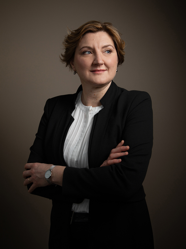Celine Fournet du Cabinet Alexco, portrait corporate à Verneuil-en-Halatte